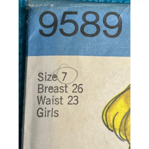 Simplicity 9589 Sewing pattern Girls A line dress pants shorts top 1960s size 7 - Picture 2 of 6